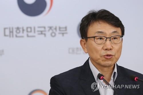 (LEAD) Gov't to strengthen monitoring of hepatitis C - 2