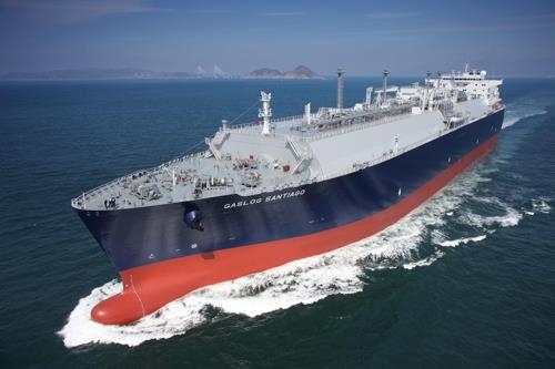This file photo provided by Samsung Heavy Industries Co. shows its liquefied natural gas carrier. (Yonhap)