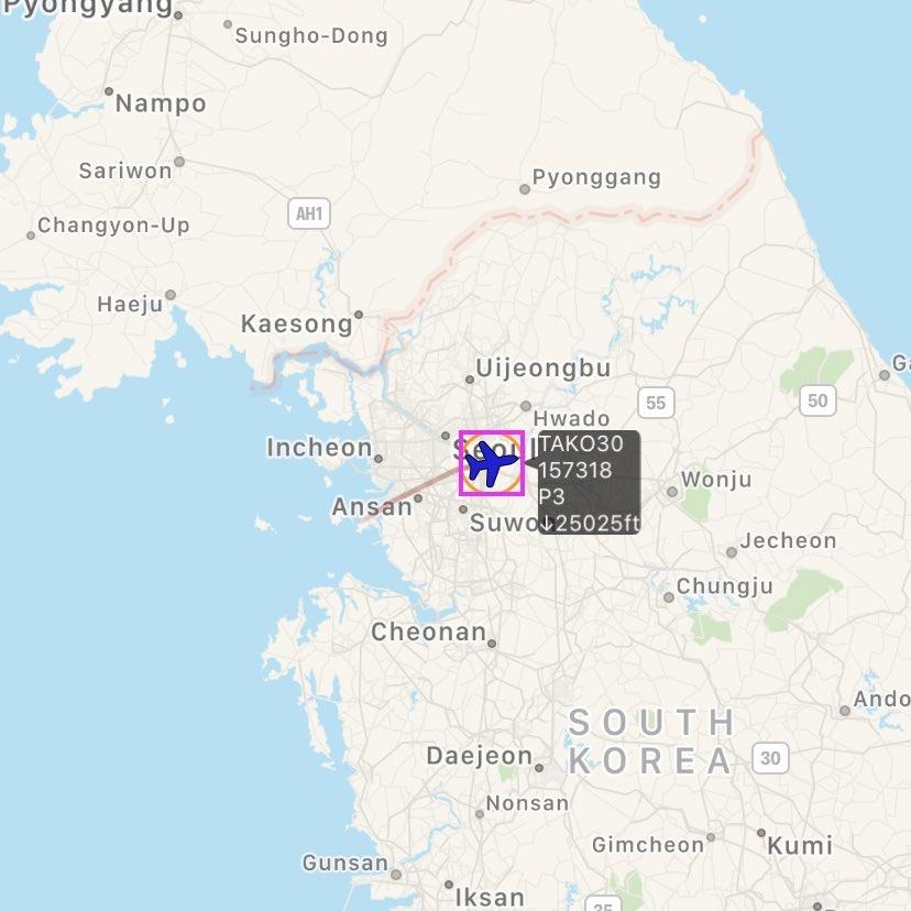 This image captured from aviation tracker Aircraft Spots' Twitter feed shows the flying route of the U.S. Navy's EP-3E on March 29, 2020. (PHOTO NOT FOR SALE) (Yonhap)