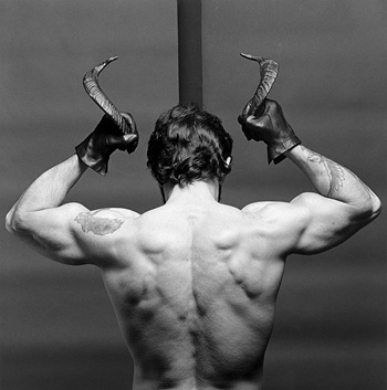 This image, provided by Kukje Gallery, shows Robert Mapplethorpe's work "Frank Diaz" (1980). (PHOTO NOT FOR SALE) (Yonhap)