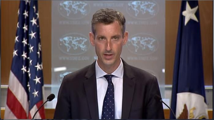 U.S. State Department spokesman Ned Price is seen speaking in a press briefing at the State Department in Washington on Aug. 2, 2021, in this image captured from the department's web site. (Yonhap)