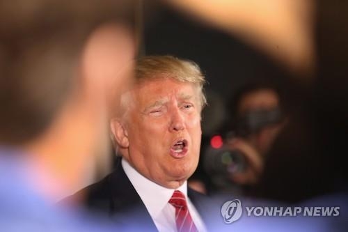 '막말' 트럼프, 이번엔 매케인 때리기…"전쟁영웅 아냐" - 2