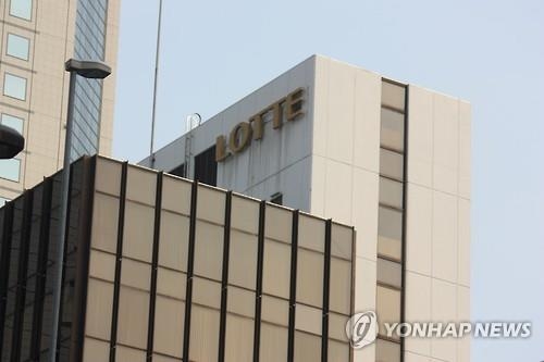 日롯데 "신동빈 회장 정상 출퇴근…회사분위기 평소와 같아" - 2