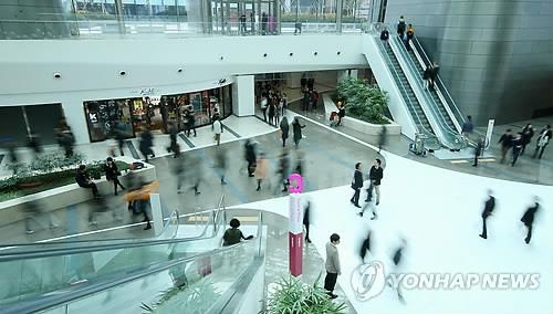 코엑스몰 공개공지 광고설치 논란, 정부 유권해석으로 - 2
