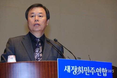 도종환 "탈당 통해 정치적 연명 찾는 것은 낡은 정치" - 2