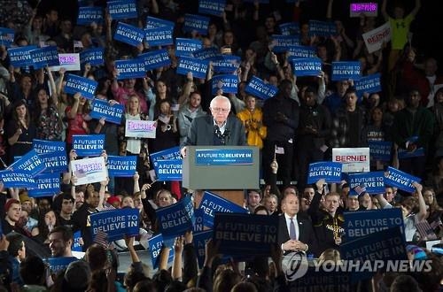 美아이오와 결전 양당주자들 막판 스퍼트…트럼프-크루즈 난타전 - 5
