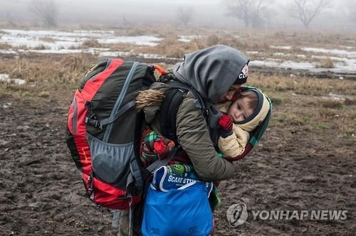 유니세프 "그리스행 '보트피플' 중 어린이 비중 급증" - 3