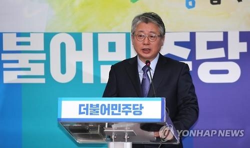 與, '조응천 더민주行' 때리기…"막장 패륜 드라마" - 2