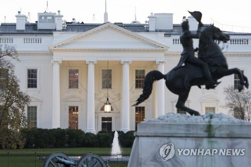 백악관 "상원 통과한 대북제재 법안에 찬성" - 2