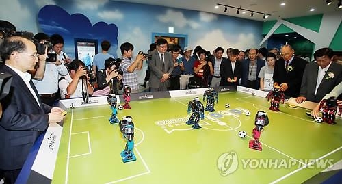 <주말 N 여행> 강원권: 아직 끝나지 않은 '화천 산천어축제'…밤낚시 '굿' - 4