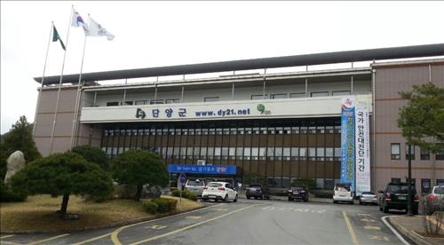 충북 단양에 '마늘 터널' 생긴다…중앙선 폐철도 관광자원화 - 2