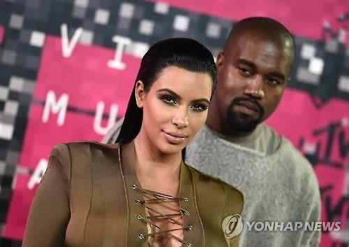 NBA 최고스타 커리도 줄리아 로버츠도 "내집 좀 사가세요" - 6