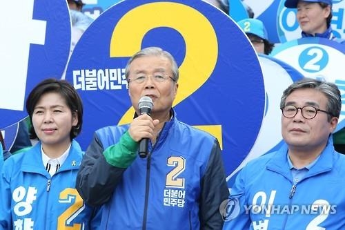 김종인 "文 다닐수록 호남 더 악화…분열책임인물들 자중해야"(종합) - 2