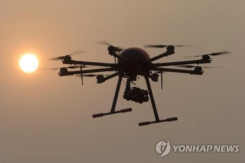캐머런 英 총리 "IS, 드론으로 서구에 '더티 밤' 투하 계획" - 2