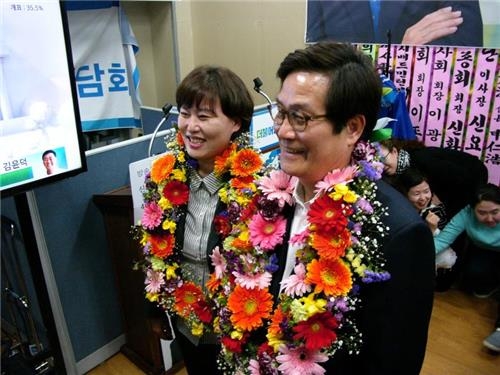 <당선인 인터뷰> 신동근 "앞으로 할 일에 가슴 설렌다" - 2