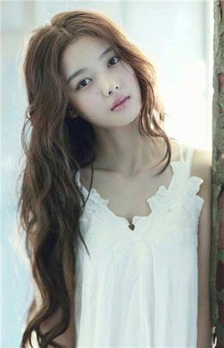 김유정, KBS '구르미 그린 달빛' 여주인공…박보검과 호흡 - 2