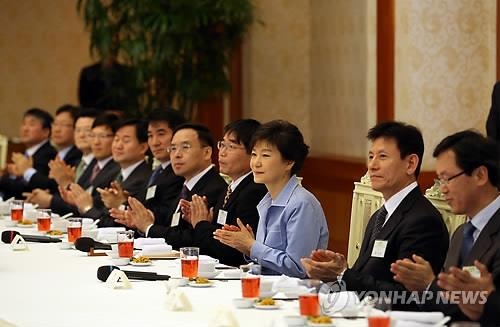 朴대통령, 26일 편집·보도국장 간담회…국정쇄신 해법 주목 - 2
