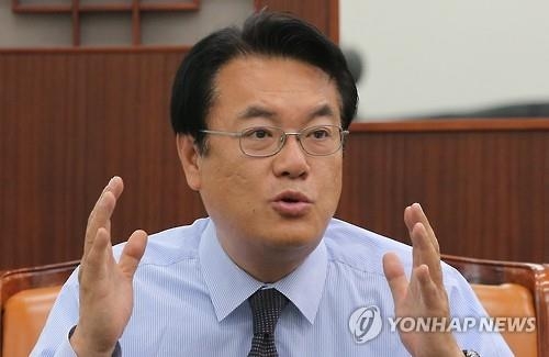 새누리 일각 "3김시대냐" 비판에 鄭 "해법 있나?" 반문 - 3