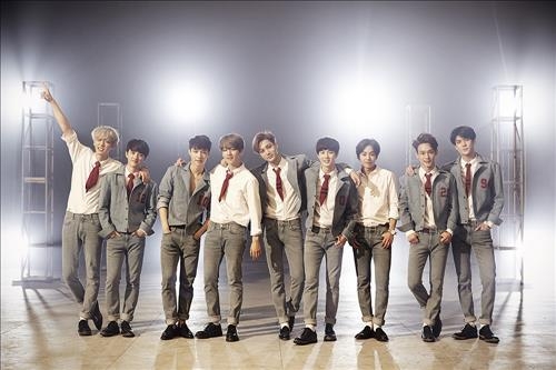 엑소, 6월 정규 3집으로 컴백…대규모 쇼케이스1