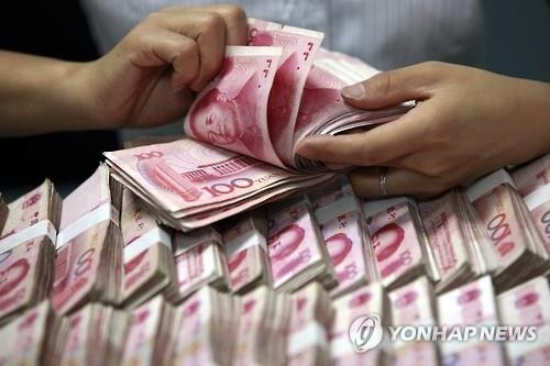 중국 은행 부실채권 돌려막기…"구제에 中GDP 15% 든다" - 2