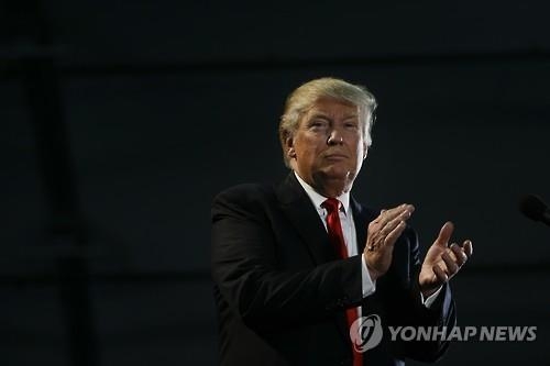 '트럼프가 얼마나 싫었으면'…미국의 한 신문 "레이건 찍어라" - 2