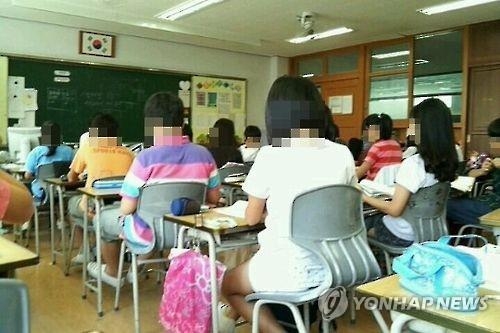 일본성인 동영상 언어 SNS 타고 초등학교까지 침투 - 2