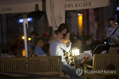 텔아비브 중심가서 무차별 총기난사 테러…4명 사망(종합3보) - 4