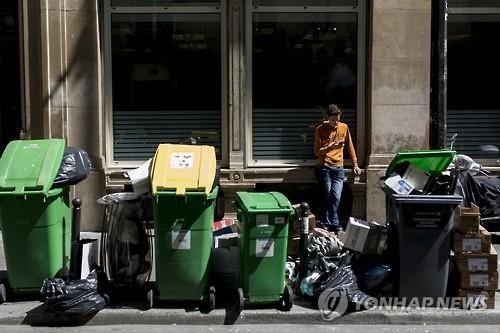 佛 유로2016 성공개최 안간힘…파업 노동자 업무복귀 명령 검토(종합) - 3