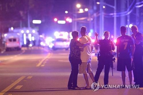 美올랜도 총기난사 용의자는 아프간계 미국인 오마르 마틴"(종합2보) - 2