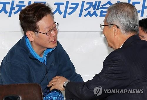 이재명 성남시장 '지방재정개편 단식' 10일만에 중단 - 2