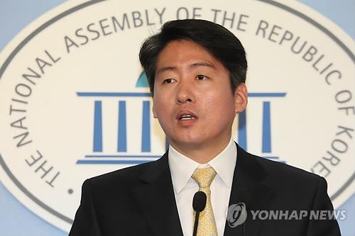 국민의당 "정부여당·더민주, '신공항 사회분열' 책임져야" - 2