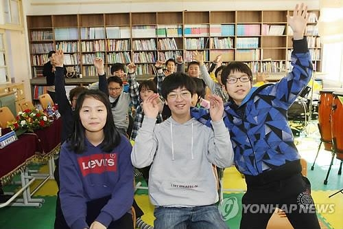 전북 5년만에 초등교 폐교…'통폐합 반대' 정책 바뀌나 - 3