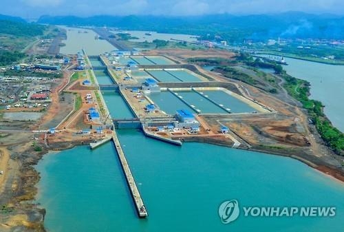 <르포> "우리 힘으로 새 역사 썼다"…새 운하로 날개 단 파나마 - 2