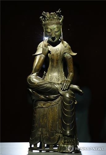 "국보 제78호 금동반가사유상은 백제 불상" - 3
