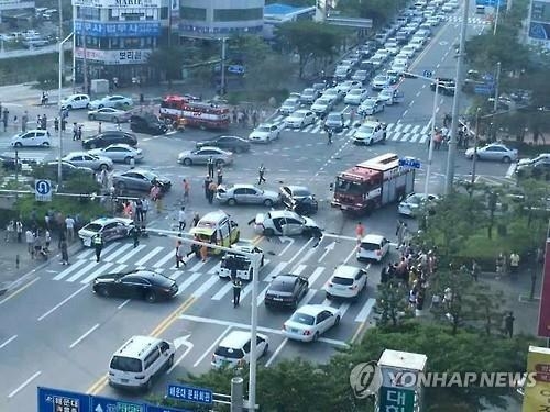 '달리는 시한폭탄' 뇌질환 운전자…면허결격 규정 있으나마나 - 3
