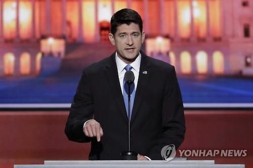 '라이언 지지' 엇박자…트럼프 "펜스, 사전에 내 허락받았다" - 3