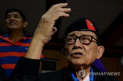 中·필리핀, 관계개선·남중국해 대화 병행 '투트랙' 모색 - 2