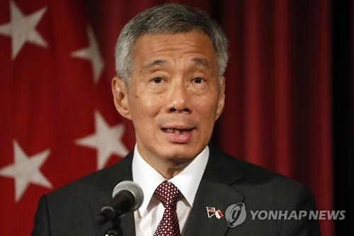 싱가포르 총리, 생중계 연설중 '비틀'…"심각한 상태 아냐"(종합) - 3