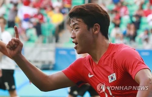<월드컵축구> 약관의 스트라이커 황희찬, 올림픽 넘어 월드컵까지 - 2