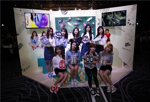 스프리스, 걸그룹 '트와이스' 브랜드로 세계 시장 진출 - 2