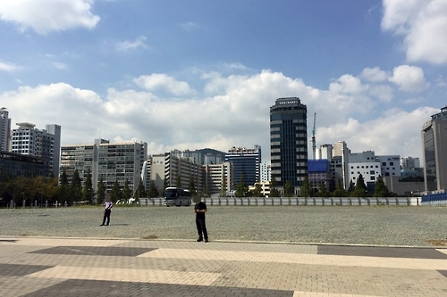 부산국제금융센터 앞 자갈마당 [연합뉴스 자료 사진]