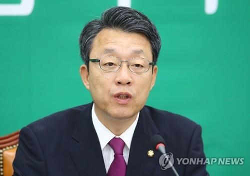 저출산대책에 '아동수당' 꺼내는 여야…대선 쟁점되나 - 3