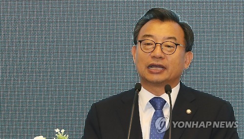'단식 농성' 이정현, 방송기자클럽 토론회 참석 - 1