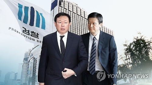 신동빈 롯데 회장(왼쪽)과 신동주 전 일본롯데홀딩스 부회장