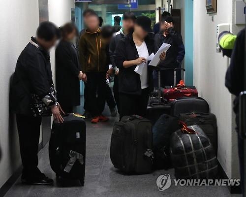 <관광버스 화재사고> 남겨진 짐