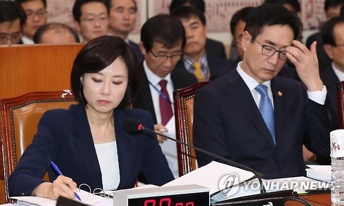 조윤선 "최순실 관련 의문 가는 사업 있다" - 1