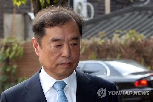 김병준 "헌법 총리권한 100% 행사…경제·사회정책 통할" - 1