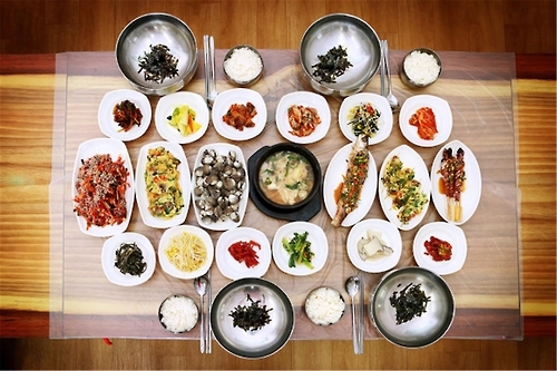 꼬막정식 상차림