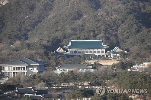 靑, 특검 2차 압수수색 주시…"법과 전례에 따라 대응" - 1
