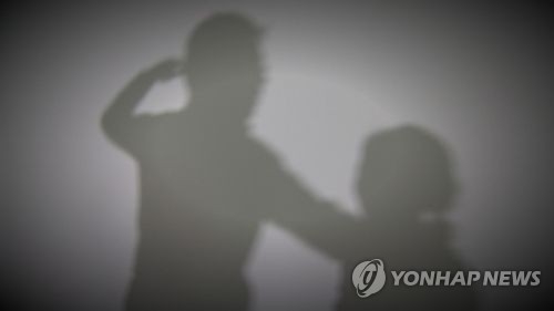"화살촉으로 찌르고 때리고"…고교 양궁코치 제자들 상습폭행 - 1